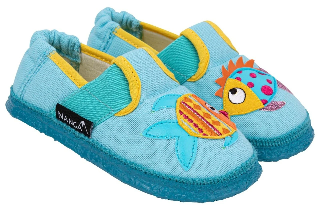Nanga Kinder Hausschuhe Goldfischi Hellblau Bio-Baumwolle 2 Nanga Kinder Hausschuhe Goldfischi Hellblau Bio-Baumwolle – Bild 2