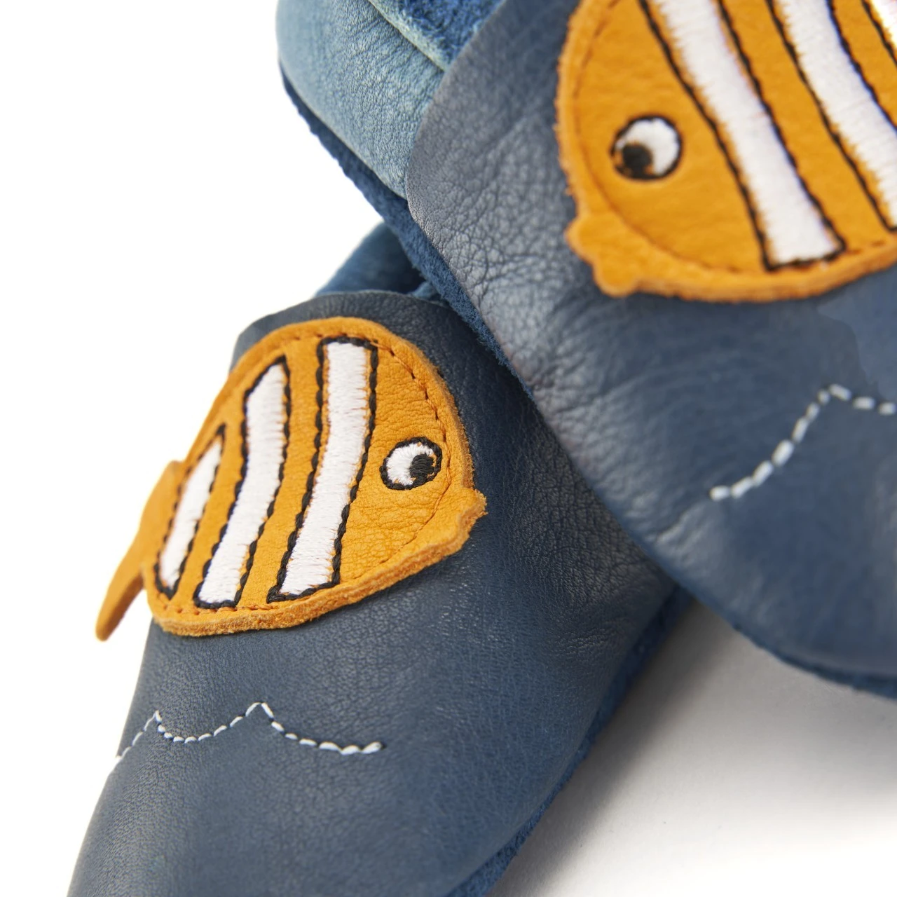 Orangenkinder Hausschuhe Fisch Blau/orange 4 Orangenkinder Hausschuhe Fisch Blau/orange – Bild 4